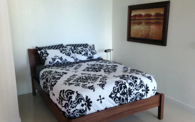 Lyx Miami Suites