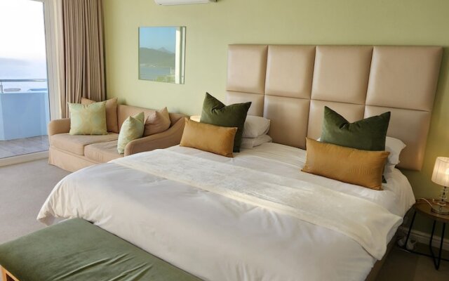 Boulders Blue Bed and Breakfast