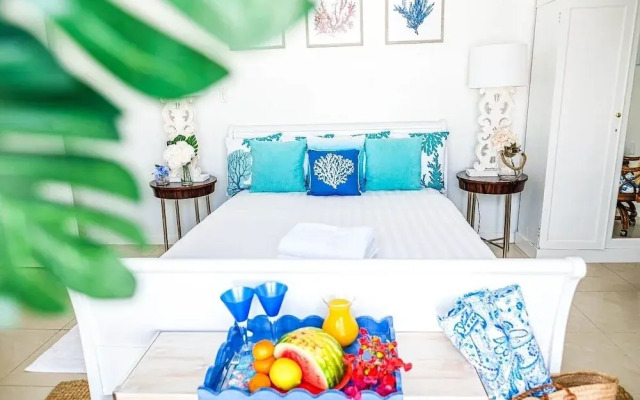 Ocean Front Villa in Aruba - Stunning Full House