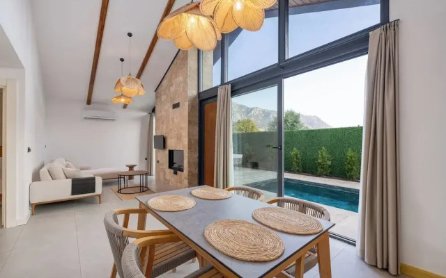 Rota Kilidonia Karaöz Suites&Villas