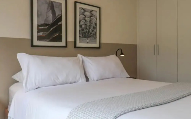 w Picturesque 2BR in the Heart of Miraflores
