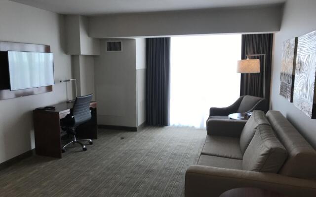 DoubleTree by Hilton Omaha Southwest