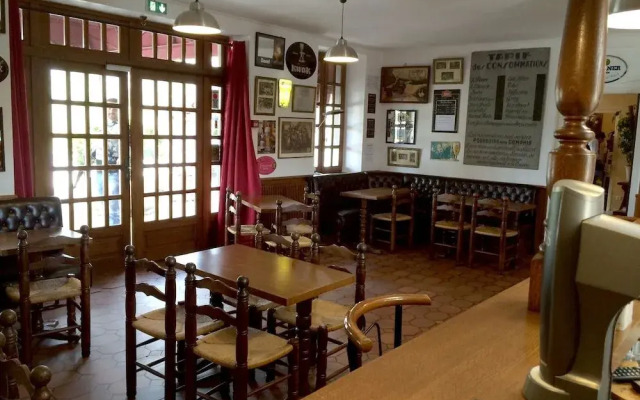 Logis Hôtel Chez la Mère Dépalle