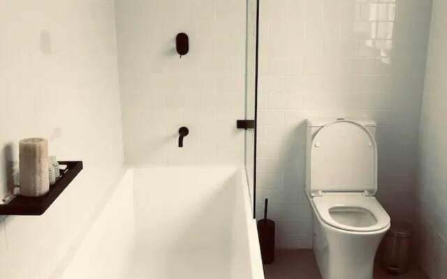 Ocean views 2 Bedroom apartment