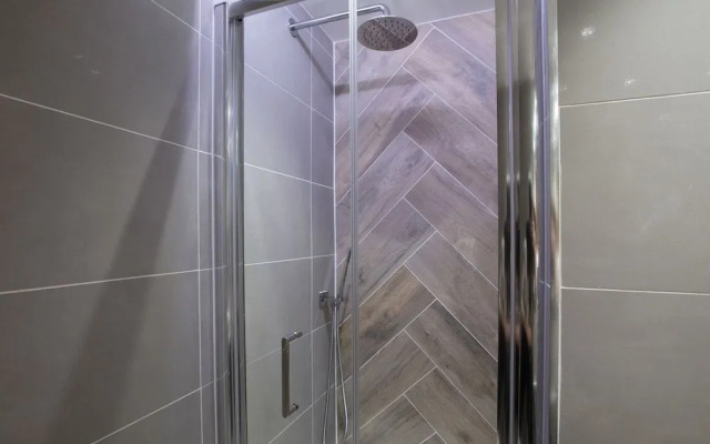 Elephant and Castle by Allô Housing