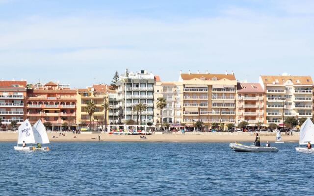 Fuengirola Puerto Apartment by GHR Rentals