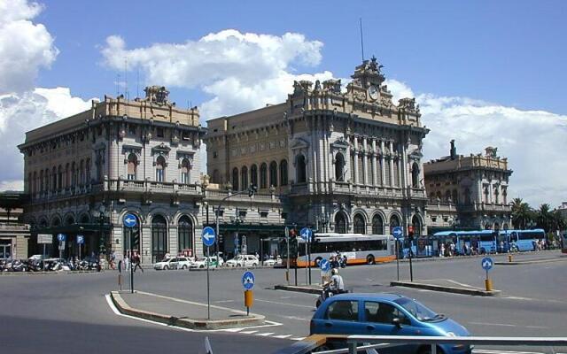 camera colombo 12 Genova Rooms