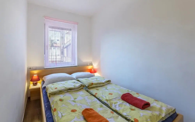 Beautiful Apartment in Barbariga With 1 Bedrooms and Wifi