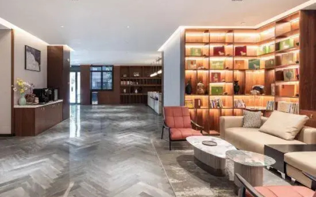 Madison Hotel (Chunhui Road Branch, Sun Village, Jinan)