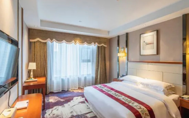 Meigao Hotel (Tongren High-speed Railway Station)