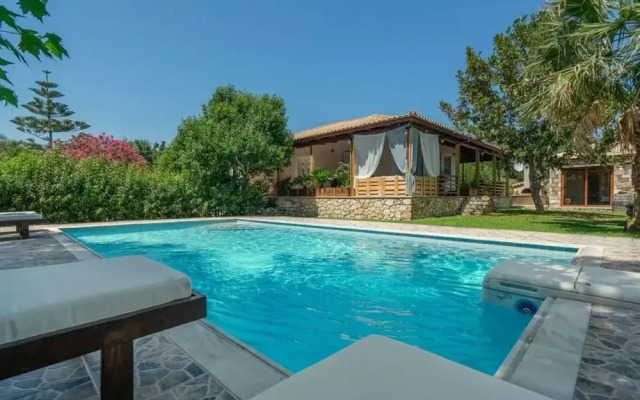 Eleonas Villa 4 Bedroom Villa With Private Pool