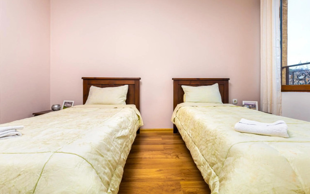 The Walnut 2BD Apartment