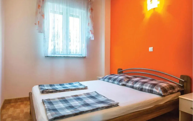 Apartment Makarska with Sea View 02