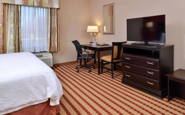 Hampton Inn Clarion