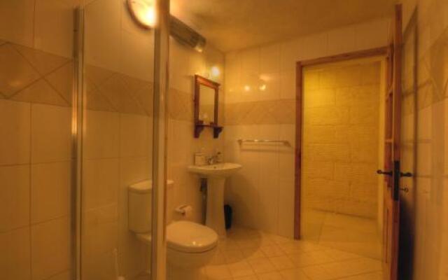 Pearl of Gozo Adults Only Mini-Hotel
