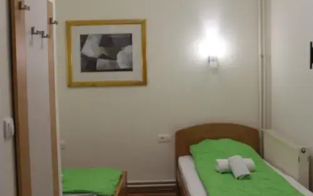 Hostel Wake Up