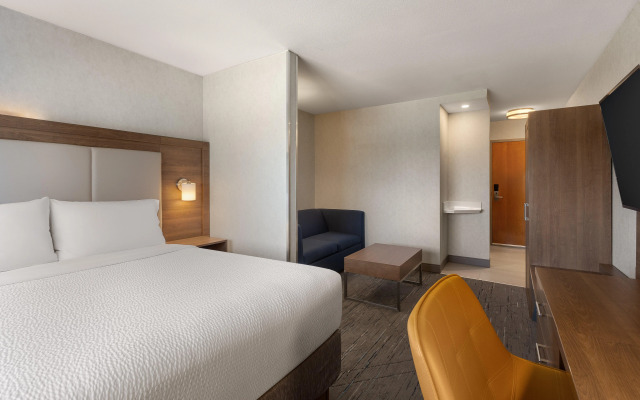 Holiday Inn Express Vancouver Airport Richmond by IHG