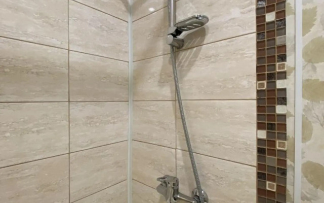 Желтый Нарцисс на улице Пархоменко