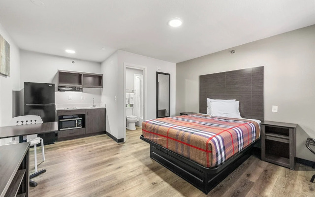 Southern Suites Forest Park