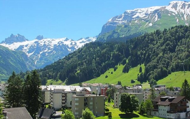 Angelo Montana 2B Engelberg