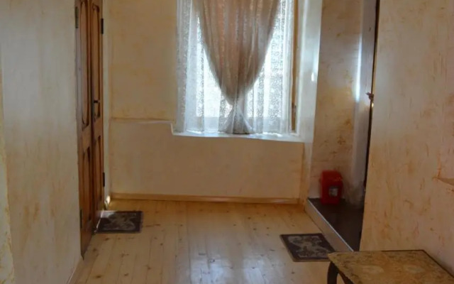 Mziuri Guest House