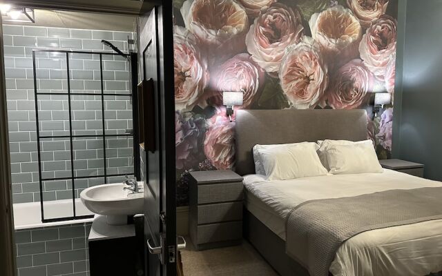 The Q Hotel