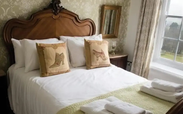 White Horse Farm Inn