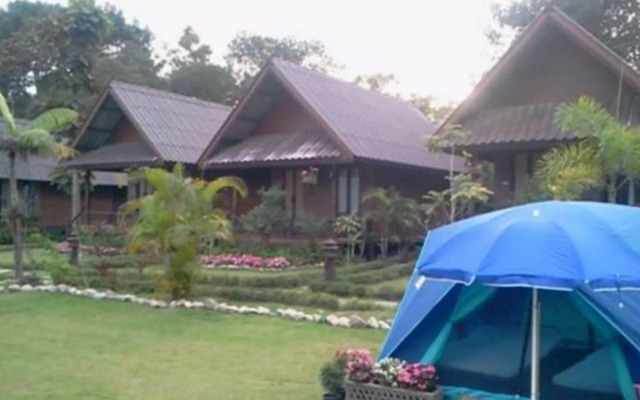 Pai Reaunthai Village