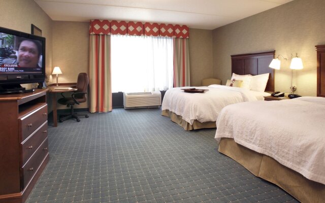 Hampton Inn & Suites Columbus Polaris