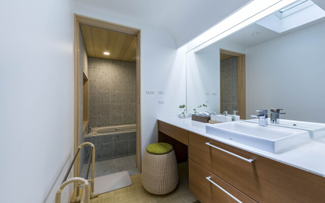 Kusamakura Kyoto Kawaramachi