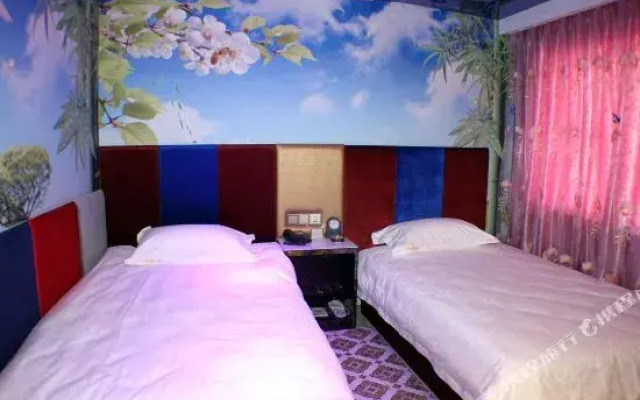 V Tour Hotel