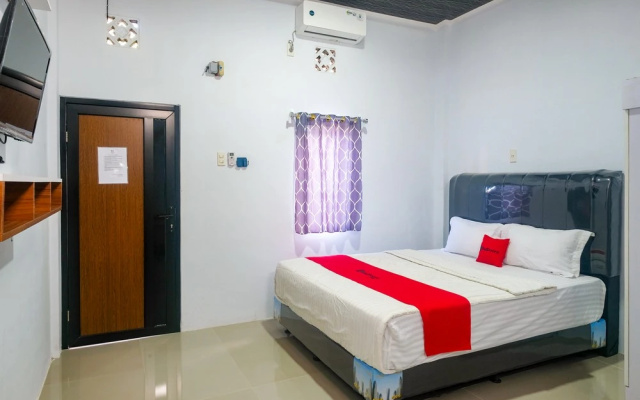 RedDoorz @ MG House Siantar Timur – Guest Rooms – Pematang Siantar