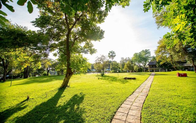 A'Zambezi River Lodge