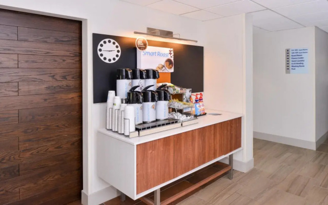 Holiday Inn Express Burlington by IHG