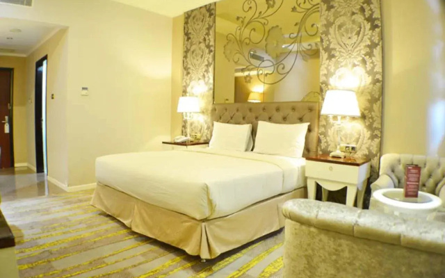 Sutan Raja Hotel And Convention Centre
