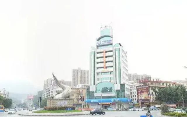 Jinji Business Hotel