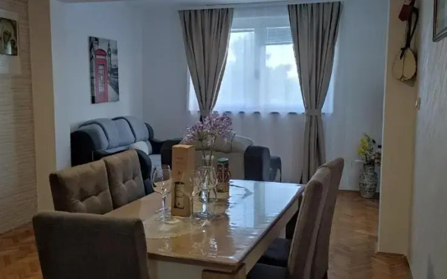House Sarovic 2