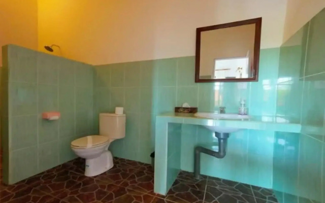Warung Ary & Home Stay