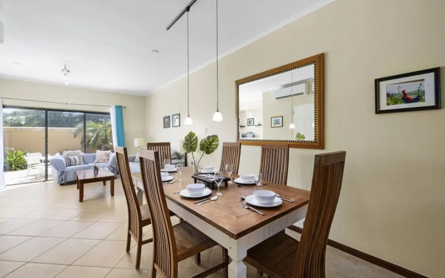 2br3ba Townhome Gold Coast Pool Tennis Gym