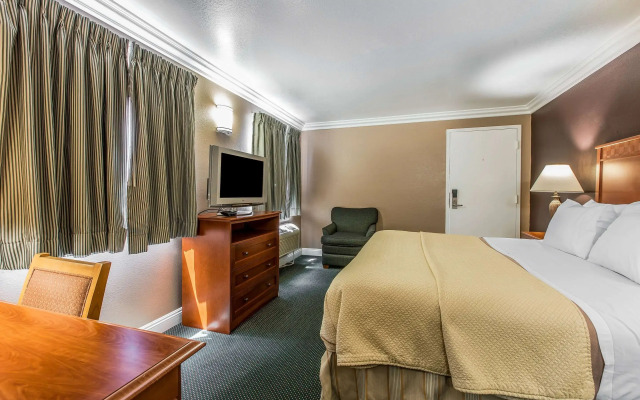 Rodeway Inn
