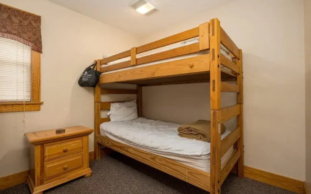 Briarstone Lodge Condo 13C - Two Bedroom Condo