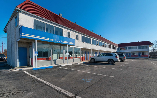 Motel 6 Frackville, PA