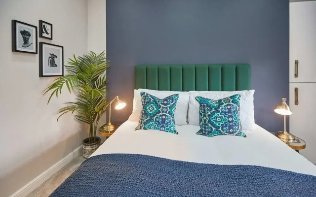 Host Stay Green View