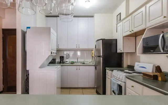 Sophistidated 2 BDRM Apartment @ Zona 14