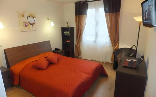 Logis Hôtel Le Chantoiseau