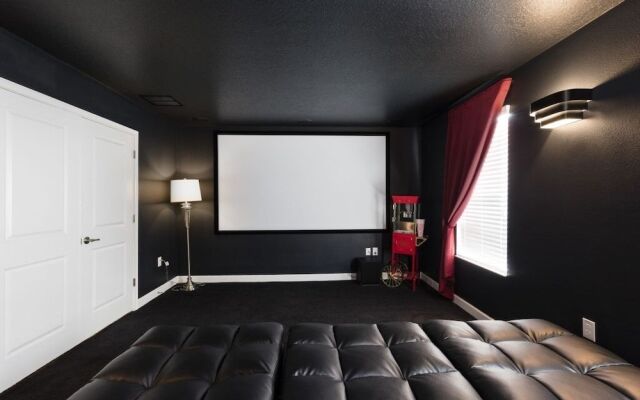 Champions Gate-9048sltstdjil 8 Bedroom Home