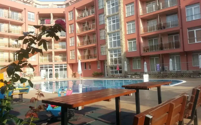 Rainbow 2 - Menada Apartments