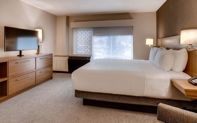 Hyatt Place Keystone / Dillon