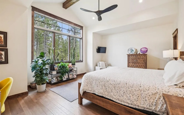 Breck Mountain Getaway 4 Bedroom Home