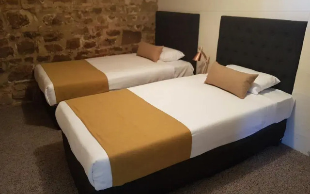 The Richmond Arms Hotel
